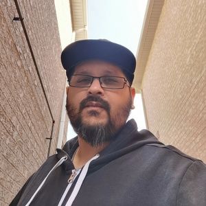 Meet your Posher, Shezan poshmark
